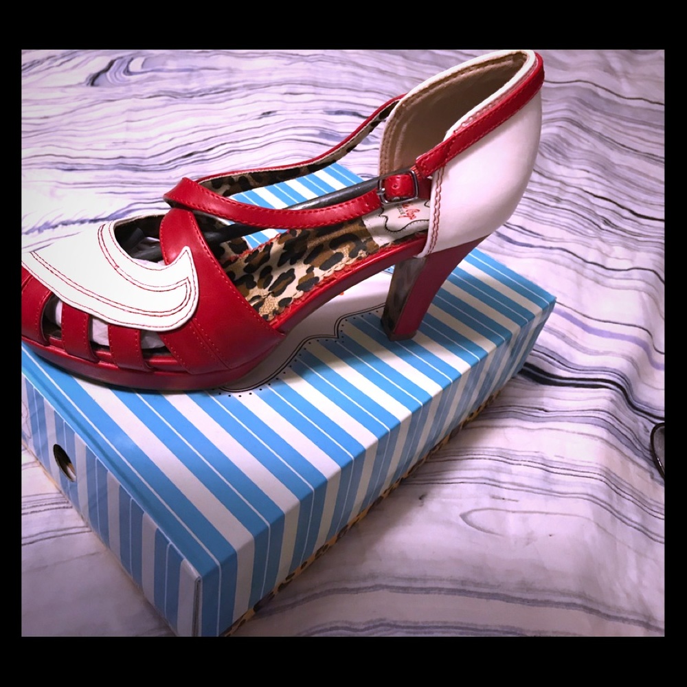 Bettie Page Swing Retro 50’s style